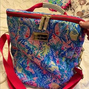 Cooler bag good size 🧜♀️ NEW! Great for beach
